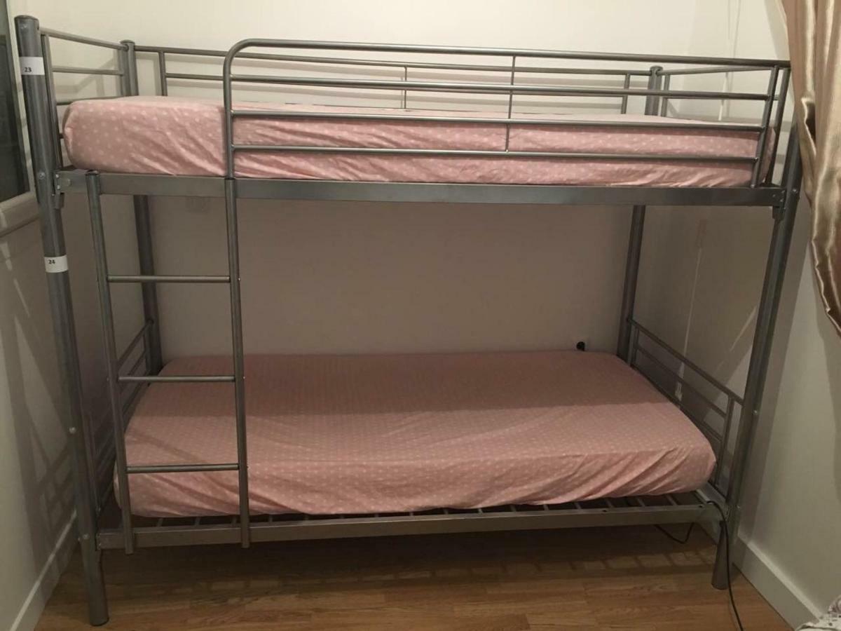 Lori Hostel Bobigny Ngoại thất bức ảnh