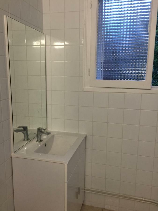 Lori Hostel Bobigny Ngoại thất bức ảnh